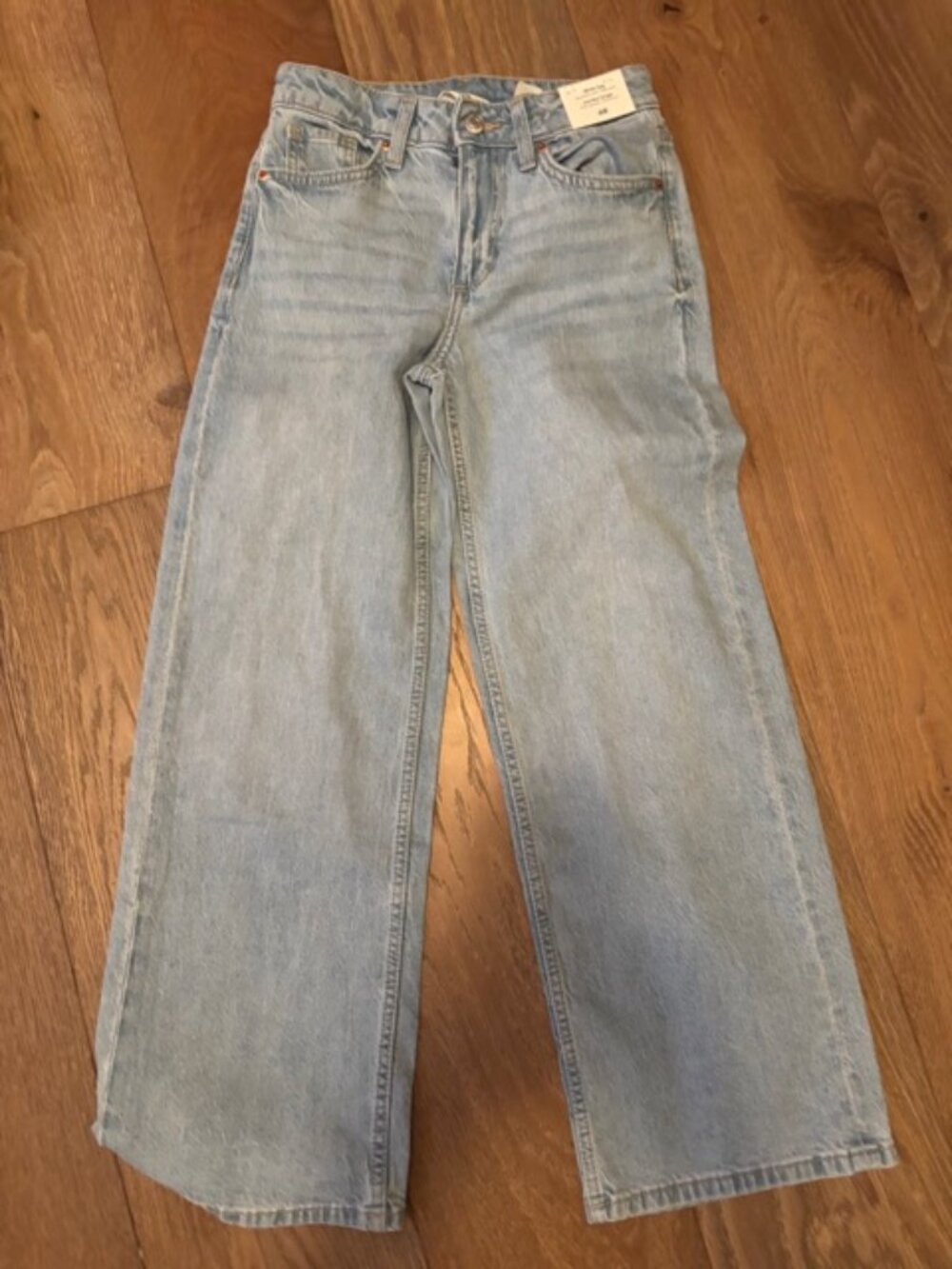 H&M Girls Wide Leg Jeans Light Wash – Size 9/10 – Adjustable Waist – NWT